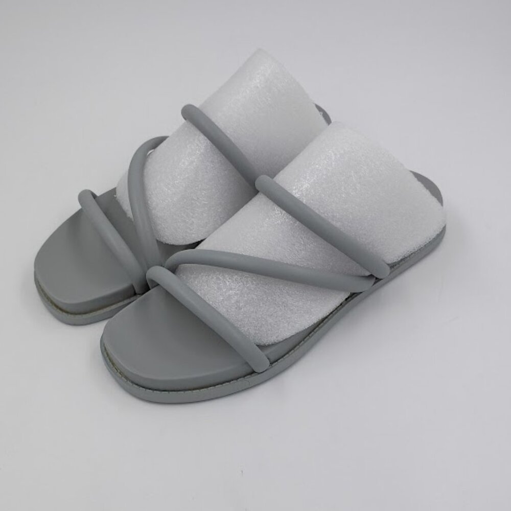 Dolce Vita Cortez Sandals Gray, Women's Size 5